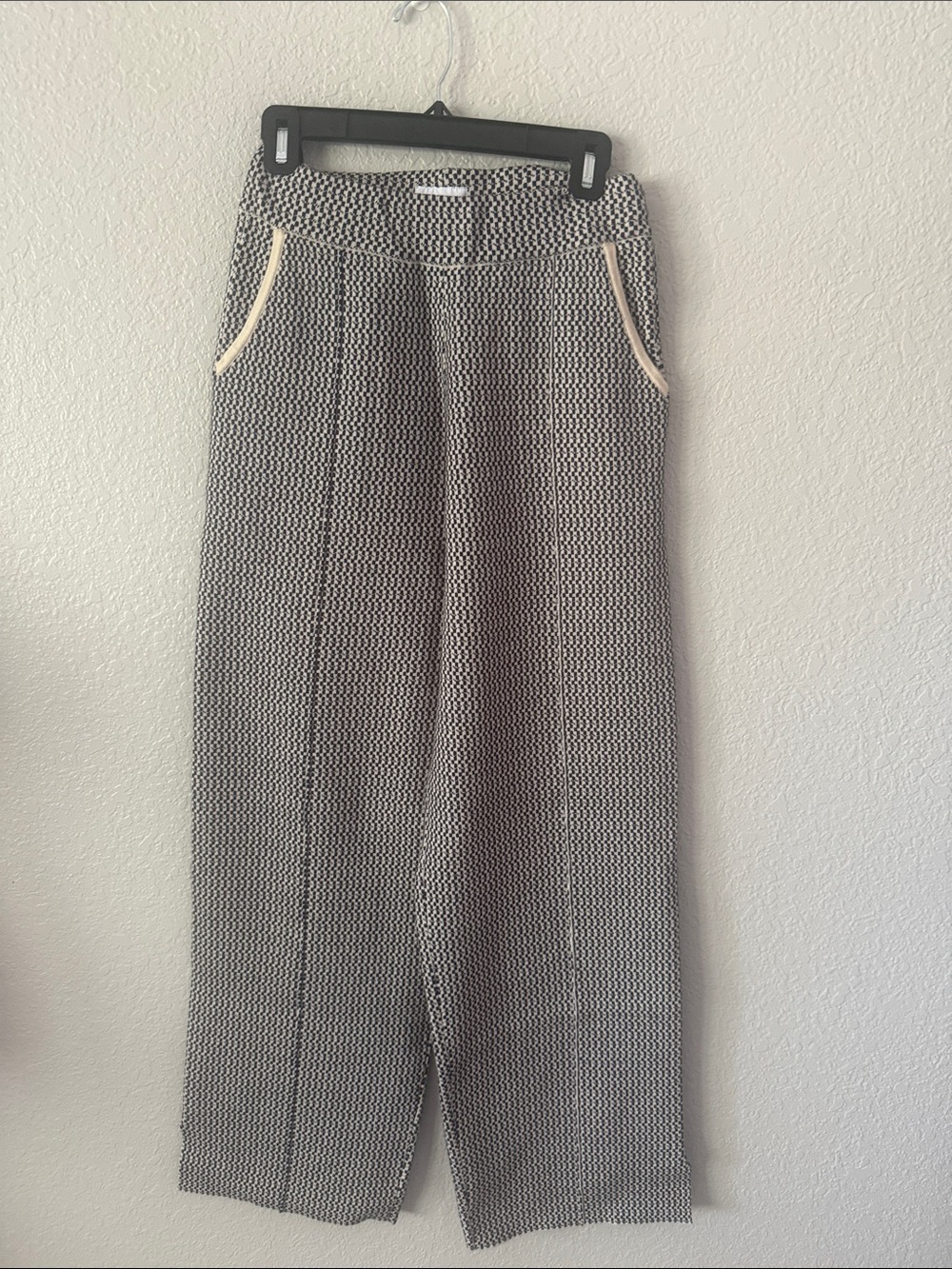 Black and White Geometric Wide-Leg Pants with Cream-Trim Pockets